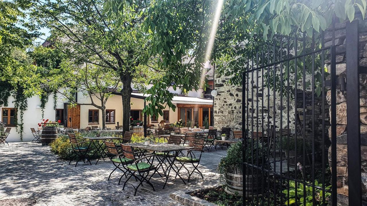 Weinhaus Nigl - Hotel, Restaurant Und Spa Senftenberg Exterior photo
